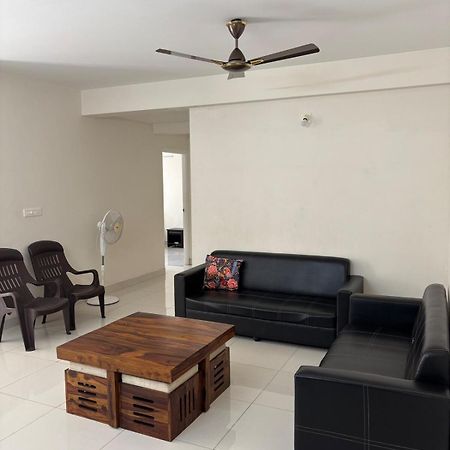 Spacious 3Bhk For A Perfect Stay มังคาลอร์ ภายนอก รูปภาพ